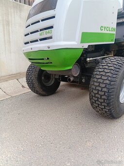 Prodám zahradní traktor Viking MT640  15.5Hp - 6