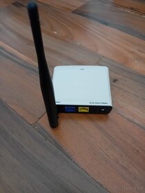 PC HP + 24" monitor Benq + WiFi router - 6