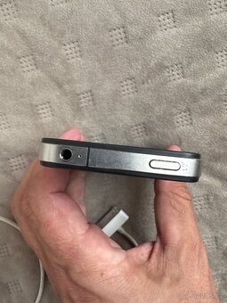 iPhone 4 - 6