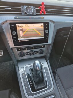 Volkswagen Passat B8 Alltrack 2.0 TDI 140kW DSG 4motion - 6
