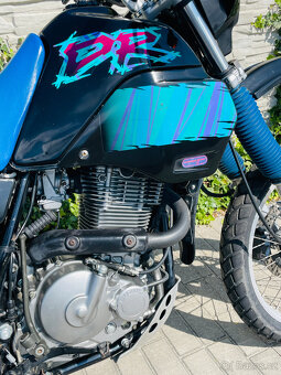 Suzuki DR 650 r.v.1994 najeto 18tis km 33kW - 6