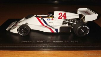 F1 Hesketh 308C #24 James Hunt 1975 Spark S2238 1:43 - 6