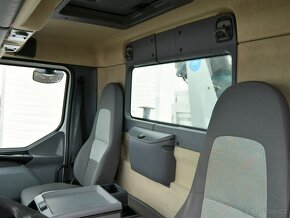 RENAULT Premium 370.26 6x2 HR - 6