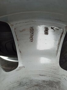 AUDI -7,5JX16ET 37 ROZTEČ 5X112X66,6 - 6