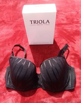 Podprsenky 1 x Triola a  1 x Astratex, 65 G - 6