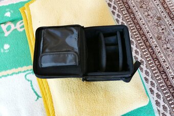 Kruhový makroblesk olympus RF-11 - 6