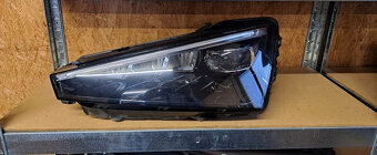 Leve predni svetlo full led skoda scala - 6