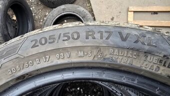 Zimní pneu 205/50/17 Barum - 6