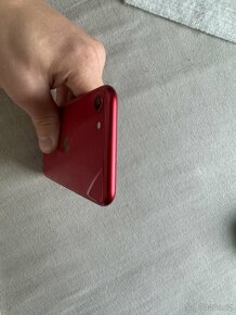 iPhone SE 2020 červený 64gb nová baterie - 6