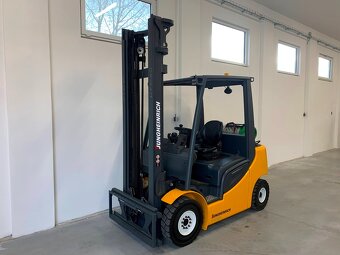 JUNGHEINRICH TFG 425s vysokozdvižný vozík (01262) - 6