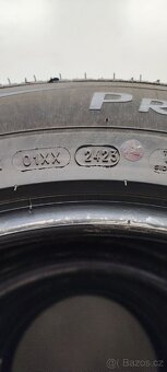 Jako nové 215/60/17 Michlin Primacy 3, DOT 2423 - 6