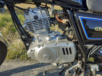 Suzuki GN 125 - 6