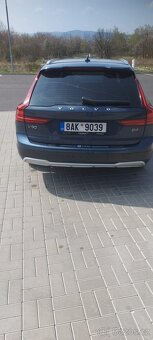 Prodám Volvo V90 Cross Country B4 Mild Hybrid - 6