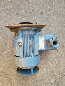 Elektromotor MEZ 1,1Kw 2825 ot/min 2ks - 6