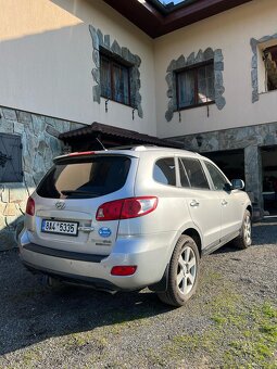 Hyundai Santa Fe - 6