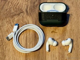 Apple AirPods Pro 2 (USB-C) - 6