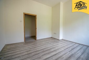 Prodej bytu 3+kk se zahrádkou a garáží - 6