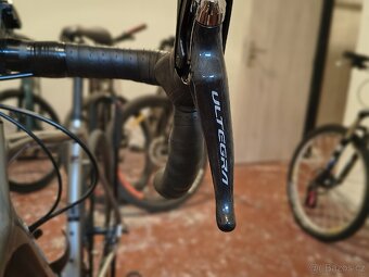 Focus Paralane2 9.7 - 6