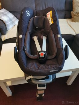 Základna isofix + autosedačka(vajíčko) Maxicosi + 2x fusak - 6