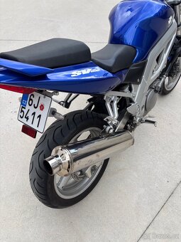 Suzuki SV650 - 6