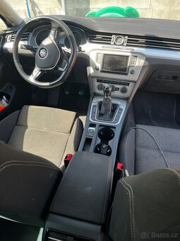 Volkswagen PASSAT B8 - 6