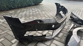 Světlo LED,přední nárazník a Škoda Superb III fl - 6