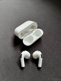 Apple Airpods 3 - A2564 - 6