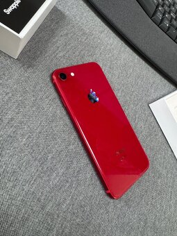 Apple iPhone 8 64GB red - 6