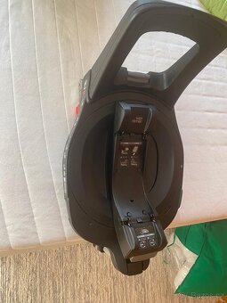 Britax RÖMER Baby safe I-size 3 + otočná báze - 6