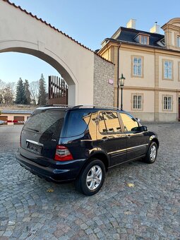 Mercedes Benz ML 270CDi Special Edition 1.Maj Serviska - 6