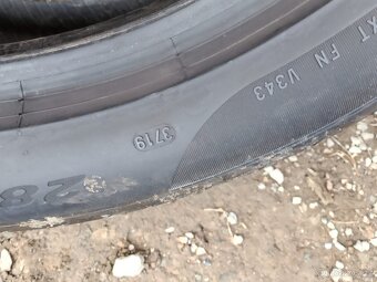 285/40/21 109y Pirelli - letní pneu 2ks - 6