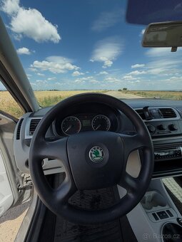 Škoda Roomster 1.2i - 6