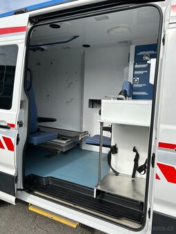 VW Crafter - 2.0 TDI Sanitní vůz - DSG - 6