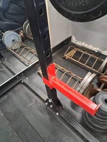 posilovaci věž na bench Press - 6