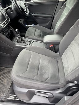 Prodám VW Tiguan 2,0 TDI 110KW, Higline , servis, 4x4, tažné - 6