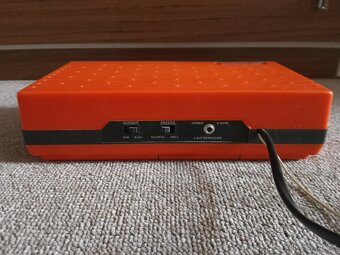 Universum -radio,hodiny,budik - 6