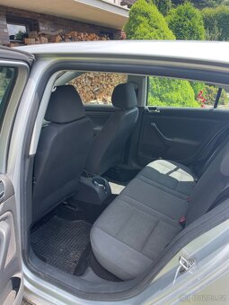 📌 Volkswagen Golf 1.4 16V, r. 2006, STK nová - 6