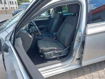 VW Passat 2,0TDI DSG/NAVI/TAŽNÉ/PARK KAMERA - 6