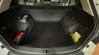 Prodám Škodu KODIAQ 4x4, automat DSG, 2.0 cm3, MN, r.v. 2023 - 6