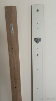 Šatní věšák / panel s výklopným háčkem, dub - 6
