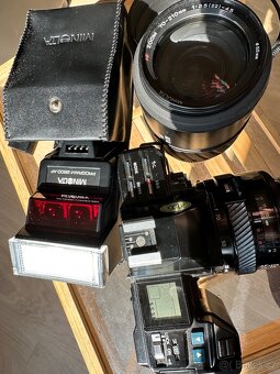 Minolta 7000 + Minolta 35-70 AF a 70-210 AF + příslušenství - 6