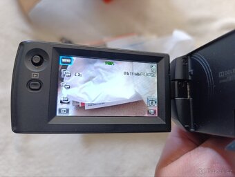Videokamera Sony HDR-CX240 - 6