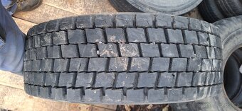 Pneu 265/70/17.5 M+S  Michelin . Z Manu - 6