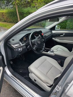 Prodám Mercedes Benz E 350 4 matik - 6