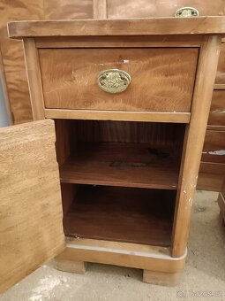 Starožitný ložnicový nábytek - 6