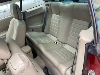 Renault Megane Cabrio 1,9 dci 96 kw 2008 - 6