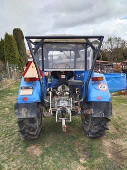 Traktor Zetor 4011 - 6