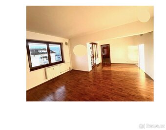 PRODÁM Byt 3+1 v os vl. ( BALKON, Výtah, GARÁŽOVÉ STÁNÍ) - 6