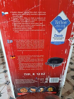 Remoska s teflonovým povrchem, objelm 4l - 6
