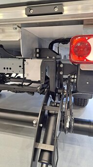 Prodám novou 12V plošinu Sörensen 750kg - 6